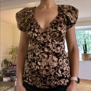 Ann Taylor Dark Floral V-Neck Sleeveless Shell Blouse Size 0 Work